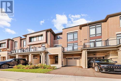 71 Holyrood Crescent, Vaughan, ON - Outdoor With Balcony With Facade