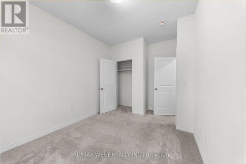 71 Holyrood Crescent, Vaughan, ON - Indoor Photo Showing Other Room