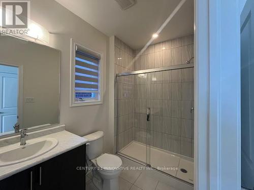 2203 Crystal Drive, Oshawa, ON - Indoor Photo Showing Bathroom