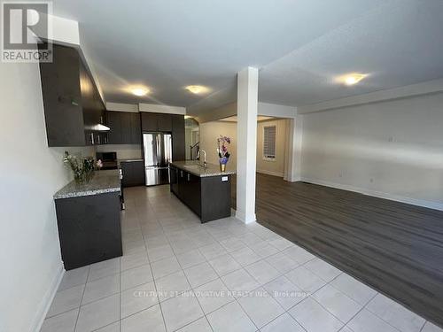 2203 Crystal Drive, Oshawa, ON - Indoor Photo Showing Other Room