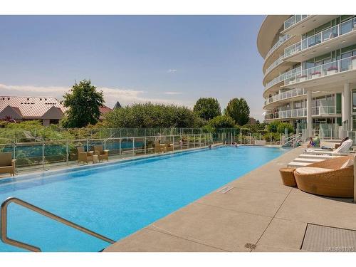 312-68 Songhees Rd, Victoria, BC - Outdoor With In Ground Pool