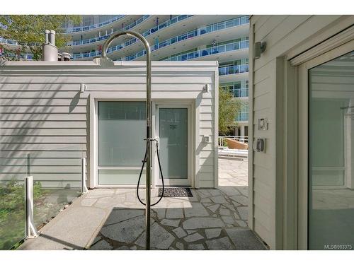 312-68 Songhees Rd, Victoria, BC - Outdoor