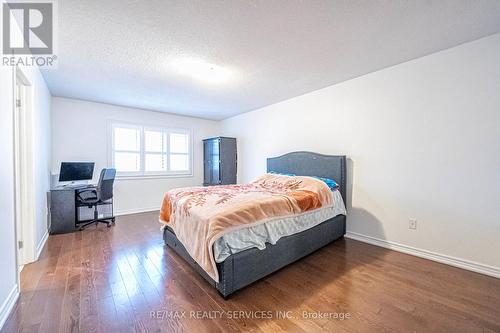 62 Hogan Manor Drive, Brampton, ON - Indoor Photo Showing Bedroom