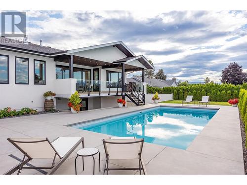 415 Curlew Drive, Kelowna, BC - Outdoor With In Ground Pool With Deck Patio Veranda