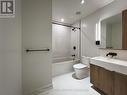 1612 - 117 Broadway Avenue, Toronto, ON  - Indoor Photo Showing Bathroom 