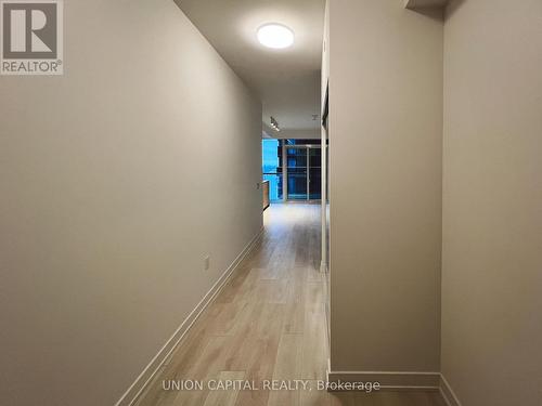 1612 - 117 Broadway Avenue, Toronto, ON - Indoor Photo Showing Other Room