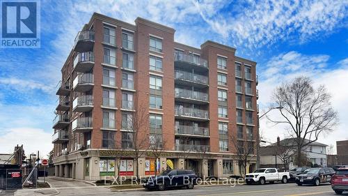 607 - 801 Sheppard Avenue W, Toronto, ON - Outdoor With Facade