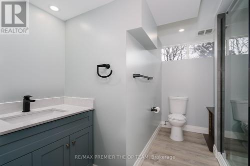 Bsmt - 20 Ottaway Avenue, Barrie, ON - Indoor Photo Showing Bathroom