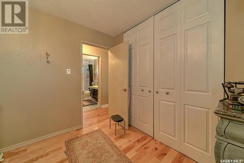 1122 Warner Street W, Moose Jaw, SK - Indoor Photo Showing Other Room