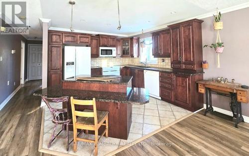 22 Kellard Street, Laurentian Valley, ON - Indoor Photo Showing Other Room