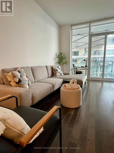 1010 - 29 Queens Quay E, Toronto, ON - Indoor Photo Showing Living Room