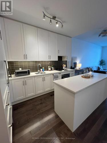 1010 - 29 Queens Quay E, Toronto, ON - Indoor Photo Showing Kitchen With Upgraded Kitchen