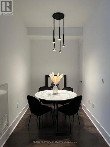 1010 - 29 Queens Quay E, Toronto, ON - Indoor Photo Showing Dining Room