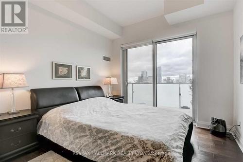 4101 - 65 St Mary Street, Toronto, ON - Indoor Photo Showing Bedroom