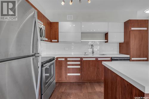 304 2315 Mcclocklin Road, Saskatoon, SK - Indoor Photo Showing Kitchen With Upgraded Kitchen