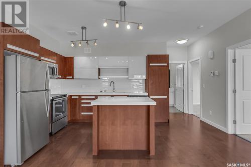 304 2315 Mcclocklin Road, Saskatoon, SK - Indoor Photo Showing Kitchen