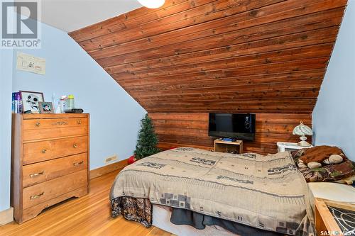 1219 Grafton Avenue, Moose Jaw, SK - Indoor Photo Showing Bedroom