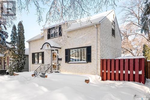 1219 Grafton Avenue, Moose Jaw, SK - Outdoor With Facade