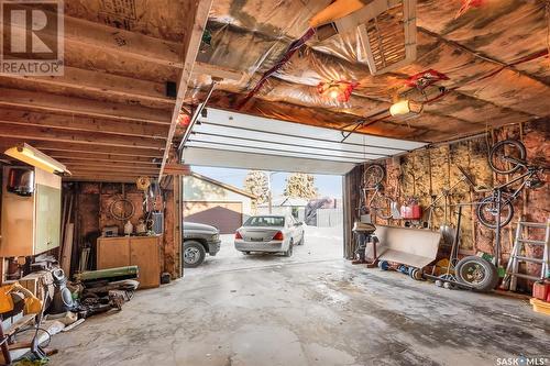 1219 Grafton Avenue, Moose Jaw, SK - Indoor Photo Showing Garage