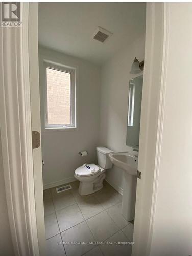 3086 Paperbirch Trail, Pickering, ON - Indoor Photo Showing Bathroom