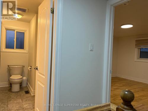 6 Huntley Court, Brampton, ON - Indoor Photo Showing Bathroom