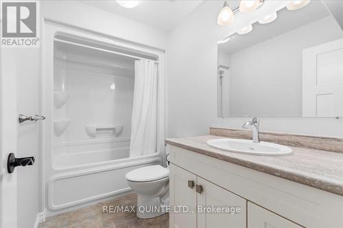 19 Sage Street, Belleville, ON - Indoor Photo Showing Bathroom