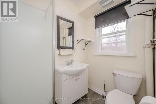 3209 Bronte Road, Oakville, ON - Indoor Photo Showing Bathroom