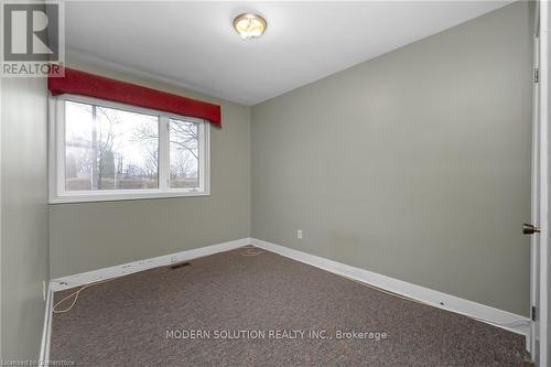 12 Robertson Place, St. Catharines, ON - Indoor Photo Showing Other Room