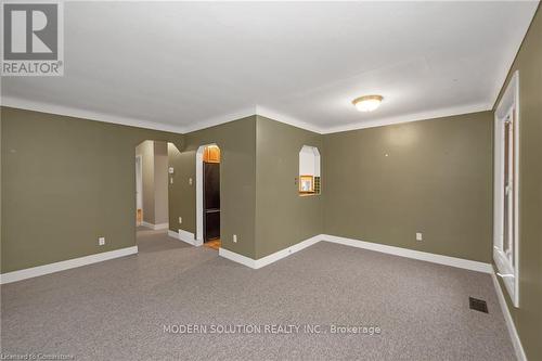 12 Robertson Place, St. Catharines, ON - Indoor Photo Showing Other Room