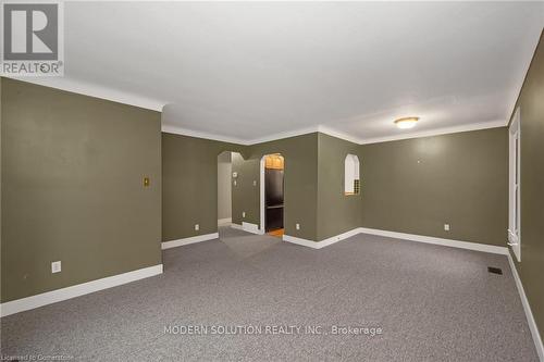 12 Robertson Place, St. Catharines, ON - Indoor Photo Showing Other Room