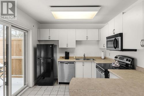 159 Vacation Inn Drive, Collingwood, ON - Indoor Photo Showing Kitchen With Double Sink