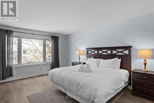 159 Vacation Inn Drive, Collingwood, ON - Indoor Photo Showing Bedroom