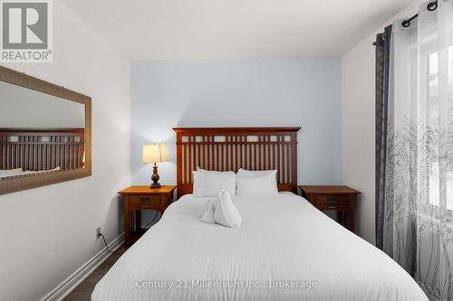 159 Vacation Inn Drive, Collingwood, ON - Indoor Photo Showing Bedroom