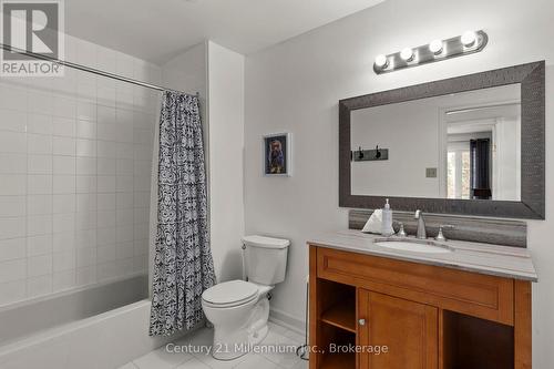 159 Vacation Inn Drive, Collingwood, ON - Indoor Photo Showing Bathroom