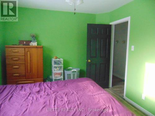 21450 Concession Ten Road E, South Glengarry, ON - Indoor Photo Showing Bedroom