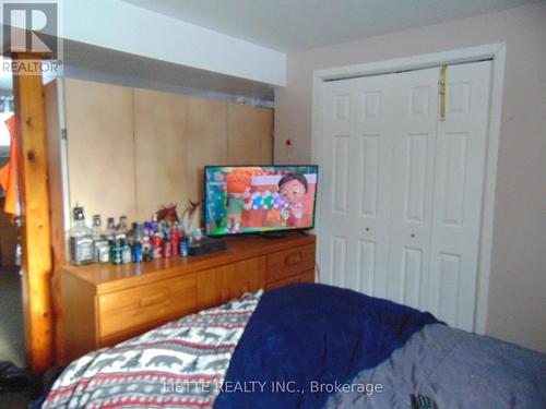 21450 Concession Ten Road E, South Glengarry, ON - Indoor Photo Showing Bedroom