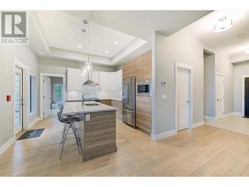 2161 Upper Sundance Drive Unit# 20, West Kelowna, BC - Indoor Photo Showing Kitchen