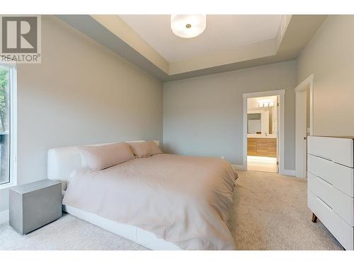 2161 Upper Sundance Drive Unit# 20, West Kelowna, BC - Indoor Photo Showing Bedroom