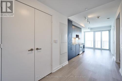 5411 - 3883 Quartz Road, Mississauga, ON - Indoor Photo Showing Other Room