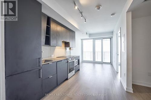 5411 - 3883 Quartz Road, Mississauga, ON - Indoor Photo Showing Kitchen With Upgraded Kitchen