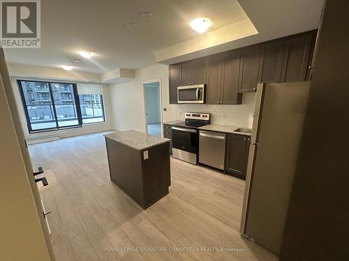 292 - 1415 Dundas Street W, Oakville, ON - Indoor Photo Showing Kitchen