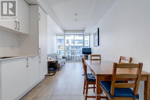 1516 - 27 Bathurst Street W, Toronto, ON - Indoor Photo Showing Dining Room