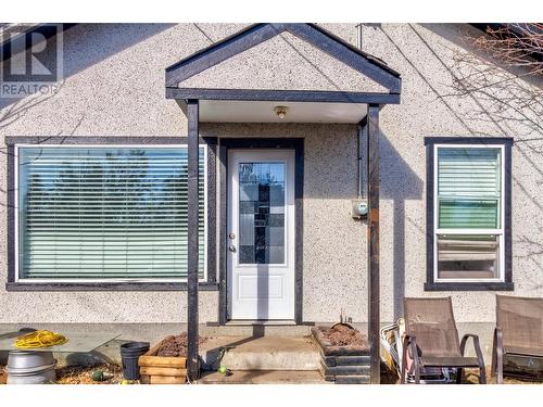 792 Burne Avenue, Kelowna, BC - Outdoor