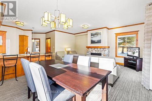 109 - 184 Snowbridge Way, Blue Mountains (Blue Mountain Resort Area), ON - Indoor Photo Showing Dining Room