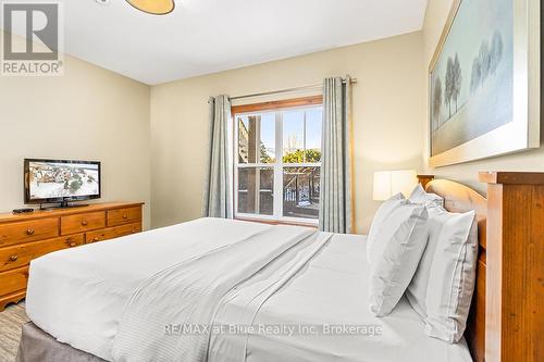 109 - 184 Snowbridge Way, Blue Mountains (Blue Mountain Resort Area), ON - Indoor Photo Showing Bedroom