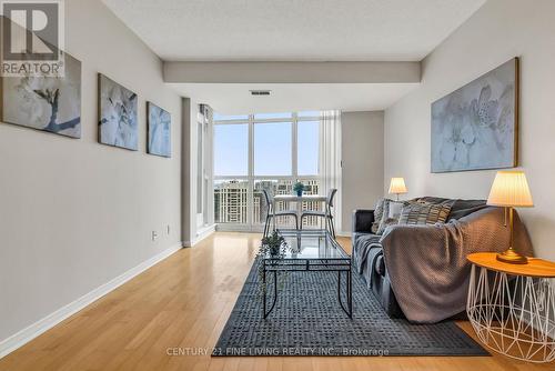 2801 - 30 Harrison Garden Boulevard, Toronto, ON - Indoor Photo Showing Living Room