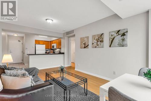 2801 - 30 Harrison Garden Boulevard, Toronto, ON - Indoor Photo Showing Living Room