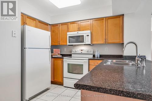 2801 - 30 Harrison Garden Boulevard, Toronto, ON - Indoor Photo Showing Kitchen With Double Sink