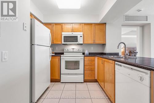 2801 - 30 Harrison Garden Boulevard, Toronto, ON - Indoor Photo Showing Kitchen