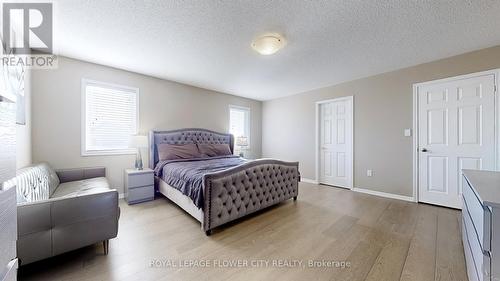 187 Valleyway Drive, Brampton, ON - Indoor Photo Showing Bedroom